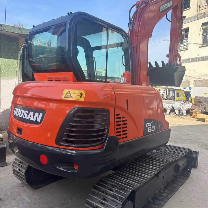 Used Digger DOOSAN DX60 Construction Machinery Construction Digger Used DOOSAN DX60 Cheap Excavator - Ερπυστριοφόρος εκσκαφέας: φωτογραφία 1 Used Digger DOOSAN DX60 Construction Machinery Construction Digger Used DOOSAN DX60 Cheap Excavator - Ερπυστριοφόρος εκσκαφέας: φωτογραφία 1