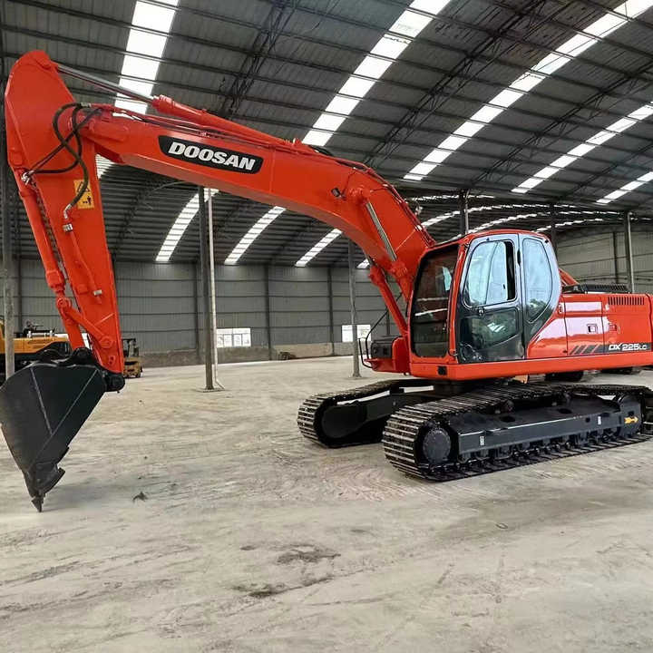 Used Digger Doosan DX225LC-9T Construction Machinery Construction Digger Used Doosan DX225LC-9T Cheap Excavator - Ερπυστριοφόρος εκσκαφέας: φωτογραφία 1 Used Digger Doosan DX225LC-9T Construction Machinery Construction Digger Used Doosan DX225LC-9T Cheap Excavator - Ερπυστριοφόρος εκσκαφέας: φωτογραφία 1