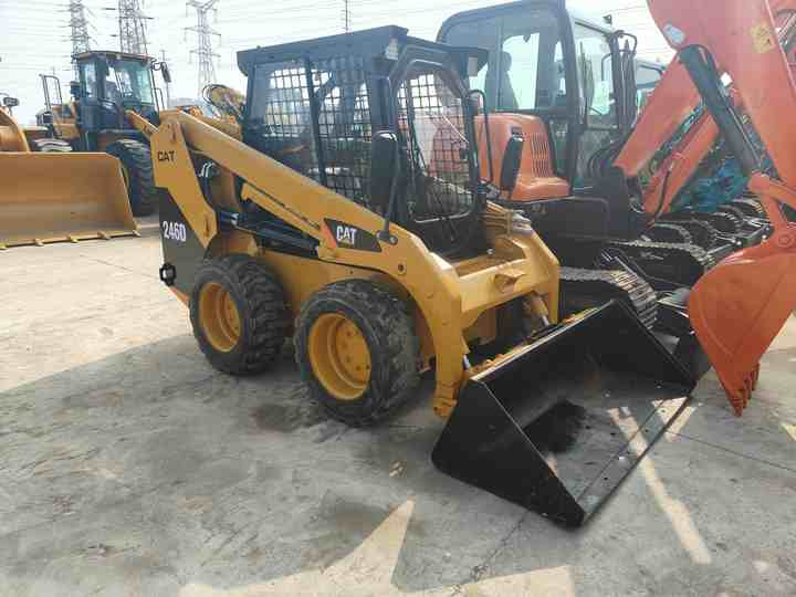 Φορτωτής πλάγιας ολίσθησης Used  Front Loader Tractor CAT 246D Skid Steer Loader / Used Cat 226B 246C 246d Mini Skid Steer Loader in Stock [ Copy ]: φωτογραφία 6