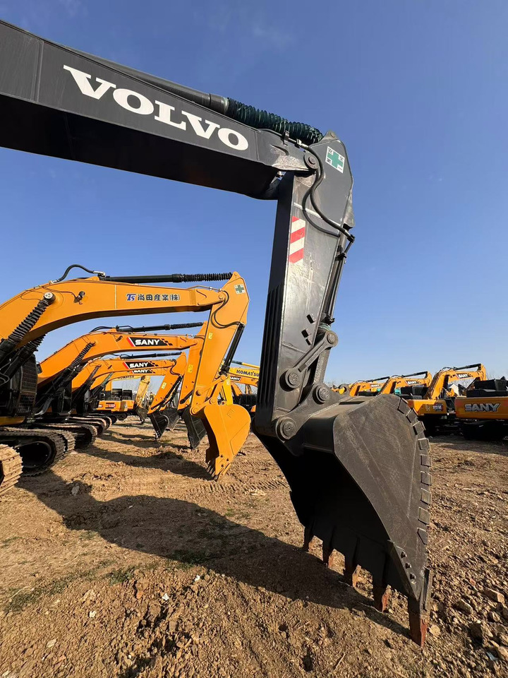 Used High Quality volvo EC300DL 30ton excavator machinery - Ερπυστριοφόρος εκσκαφέας: φωτογραφία 3 Used High Quality volvo EC300DL 30ton excavator machinery - Ερπυστριοφόρος εκσκαφέας: φωτογραφία 3