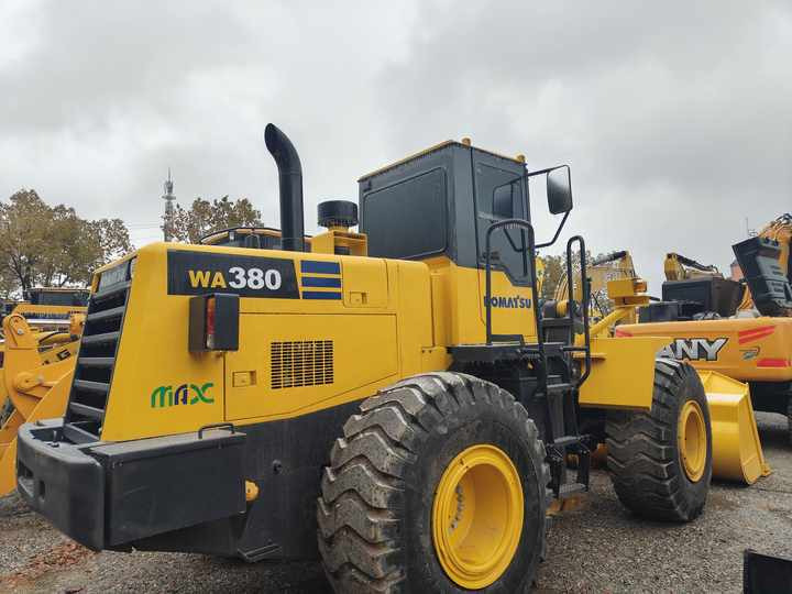 Used komatsu WA380-3 Wheel Loader Hot Sale Original Japan Brand Koamtsu Wheel Loader for Sale - Ελαστιχοφόρος φορτωτής: φωτογραφία 3 Used komatsu WA380-3 Wheel Loader Hot Sale Original Japan Brand Koamtsu Wheel Loader for Sale - Ελαστιχοφόρος φορτωτής: φωτογραφία 3