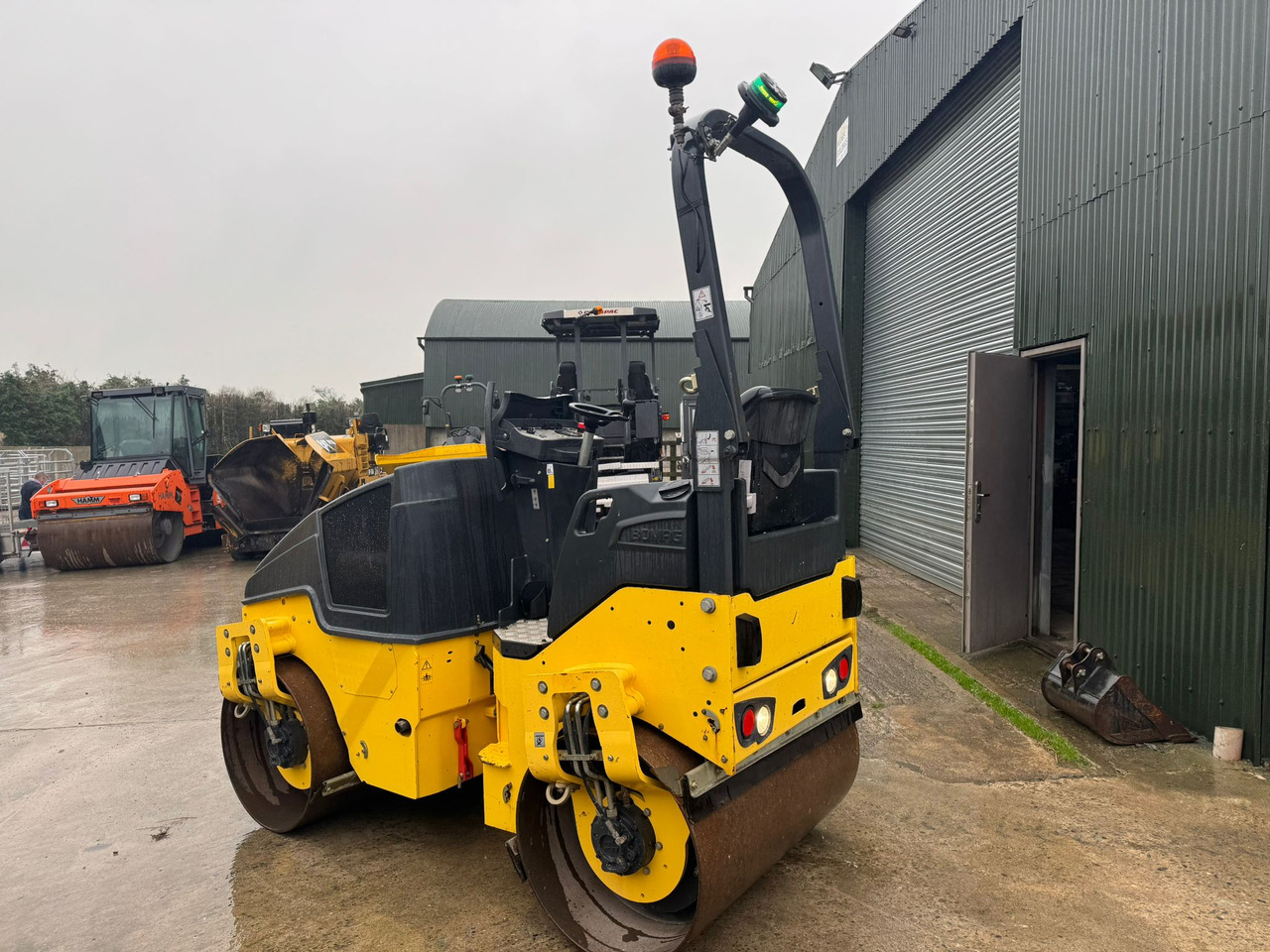 BOMAG BW120AD-5 - Ασφαλτικός οδοστρωτήρας: φωτογραφία 3 BOMAG BW120AD-5 - Ασφαλτικός οδοστρωτήρας: φωτογραφία 3