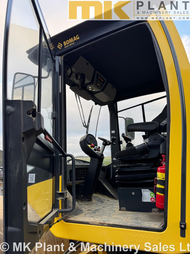Οδοστρωτήρας BOMAG BW213D-5: φωτογραφία 14