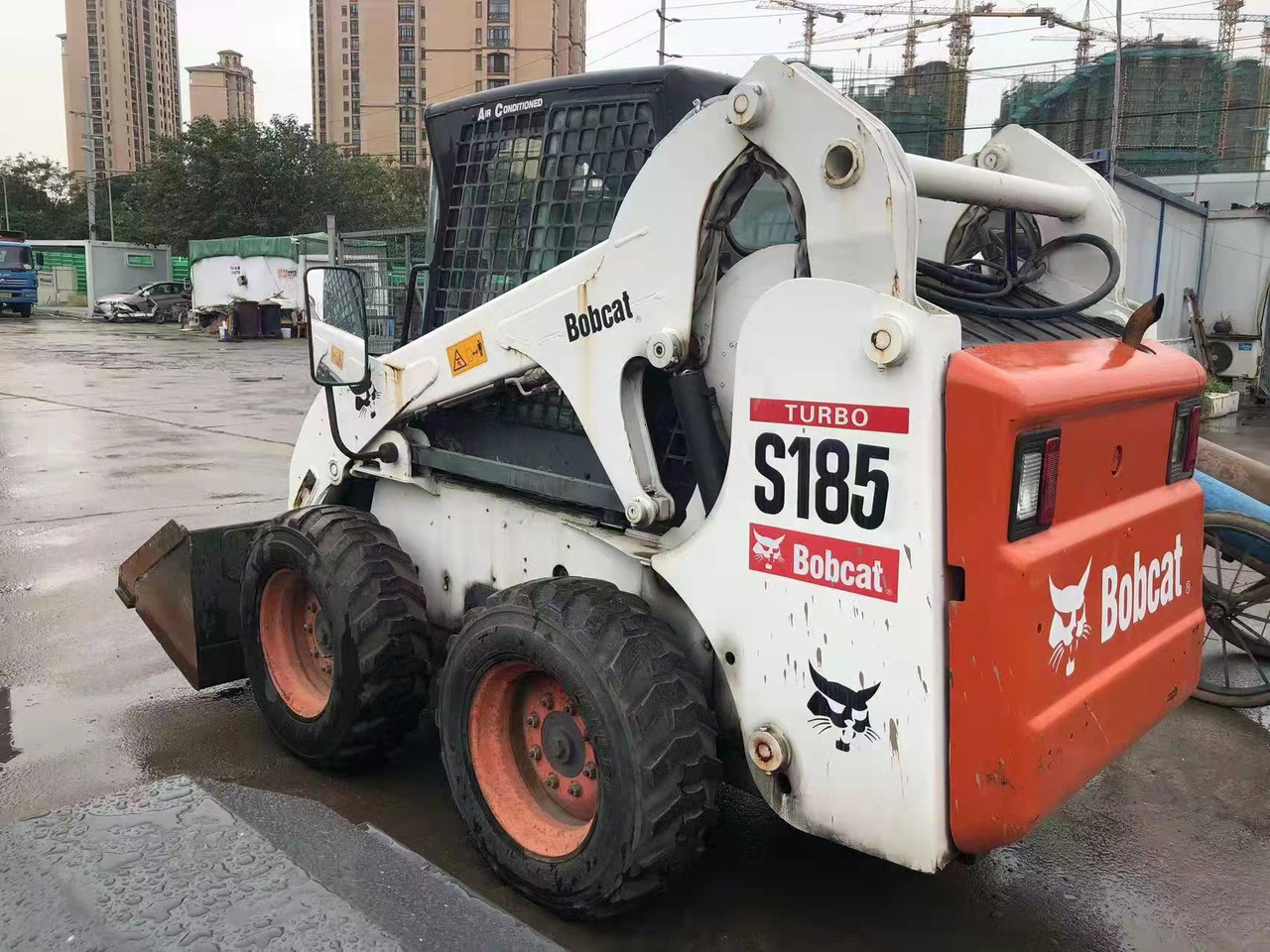 BOBCAT S185 - Φορτωτής πλάγιας ολίσθησης: φωτογραφία 4 BOBCAT S185 - Φορτωτής πλάγιας ολίσθησης: φωτογραφία 4