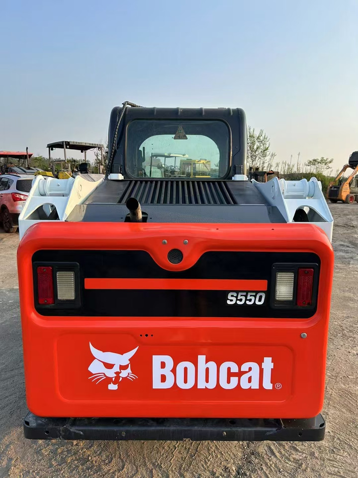 BOBCAT S550 - Φορτωτής πλάγιας ολίσθησης: φωτογραφία 3 BOBCAT S550 - Φορτωτής πλάγιας ολίσθησης: φωτογραφία 3