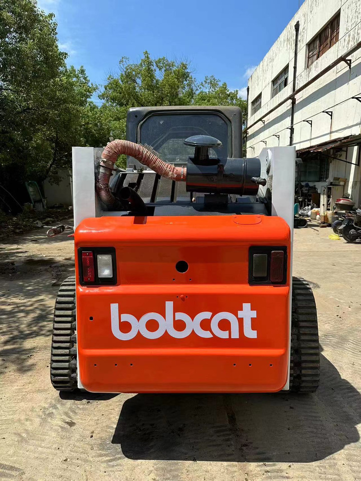 BOBCAT T864 - Φορτωτής πλάγιας ολίσθησης: φωτογραφία 3 BOBCAT T864 - Φορτωτής πλάγιας ολίσθησης: φωτογραφία 3