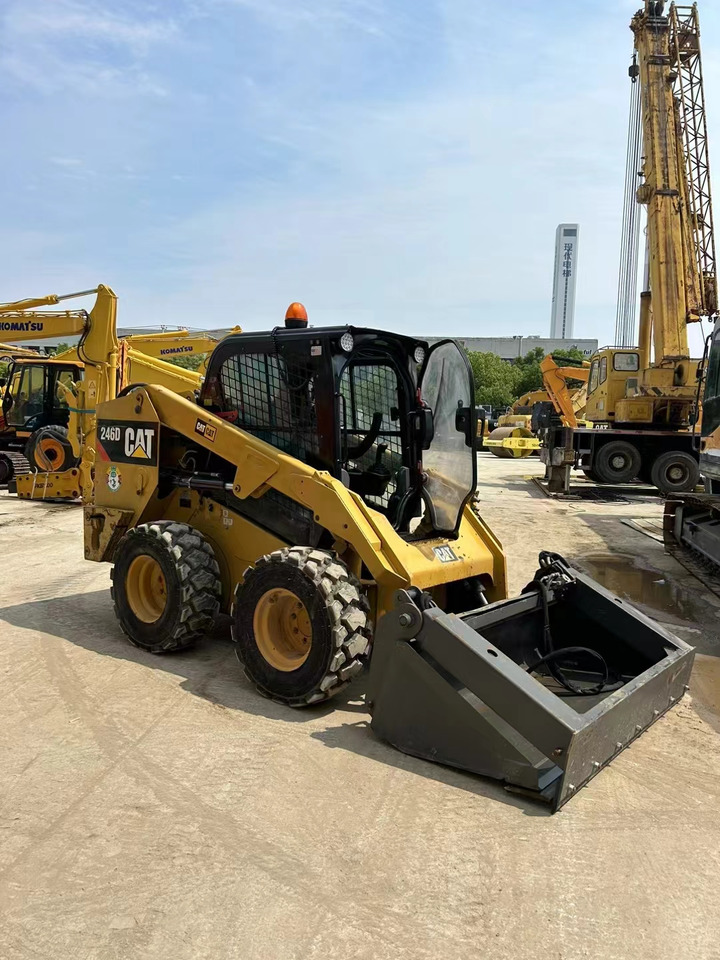 CATERPILLAR 246D - Φορτωτής πλάγιας ολίσθησης: φωτογραφία 4 CATERPILLAR 246D - Φορτωτής πλάγιας ολίσθησης: φωτογραφία 4