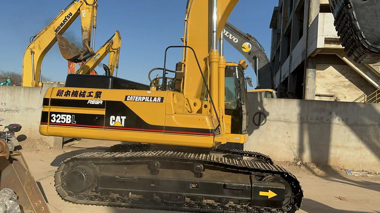 CATERPILLAR 325B - Ερπυστριοφόρος εκσκαφέας: φωτογραφία 1 CATERPILLAR 325B - Ερπυστριοφόρος εκσκαφέας: φωτογραφία 1