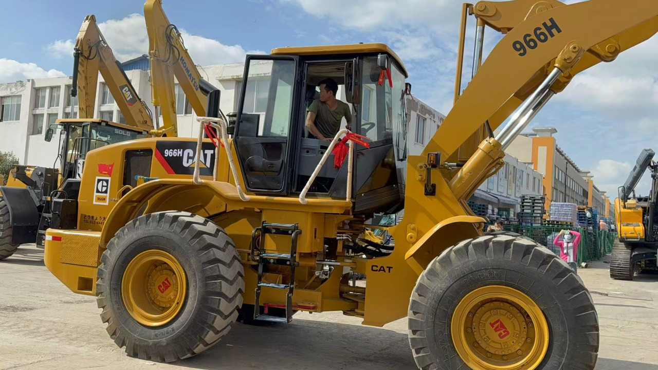 CATERPILLAR 966H - Ελαστιχοφόρος φορτωτής: φωτογραφία 3 CATERPILLAR 966H - Ελαστιχοφόρος φορτωτής: φωτογραφία 3