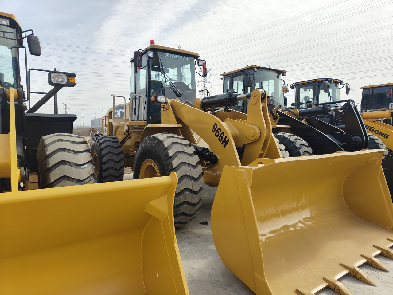 CATERPILLAR 966H - Ελαστιχοφόρος φορτωτής: φωτογραφία 4 CATERPILLAR 966H - Ελαστιχοφόρος φορτωτής: φωτογραφία 4