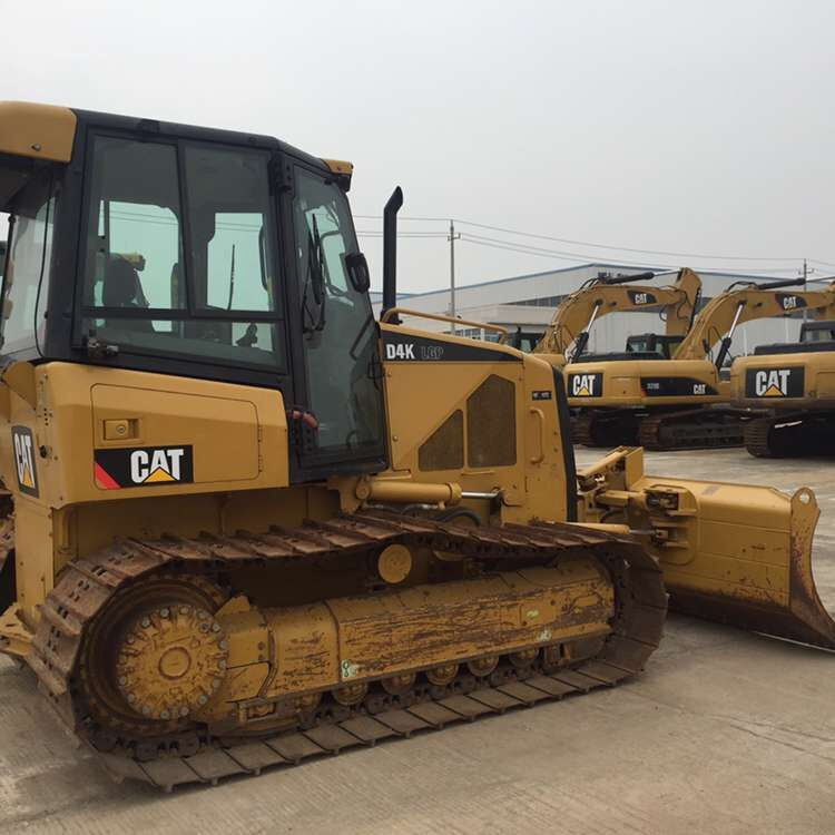 CATERPILLAR D4K - Μπουλντόζα: φωτογραφία 1 CATERPILLAR D4K - Μπουλντόζα: φωτογραφία 1