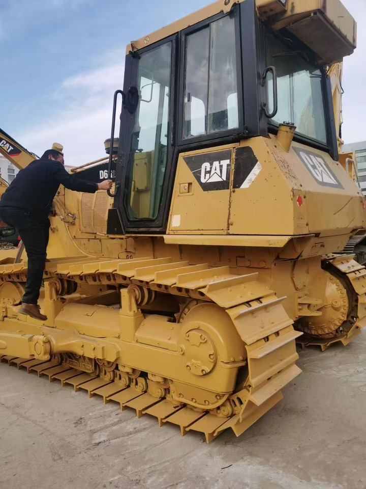 CATERPILLAR D6G2 - Μπουλντόζα: φωτογραφία 1 CATERPILLAR D6G2 - Μπουλντόζα: φωτογραφία 1