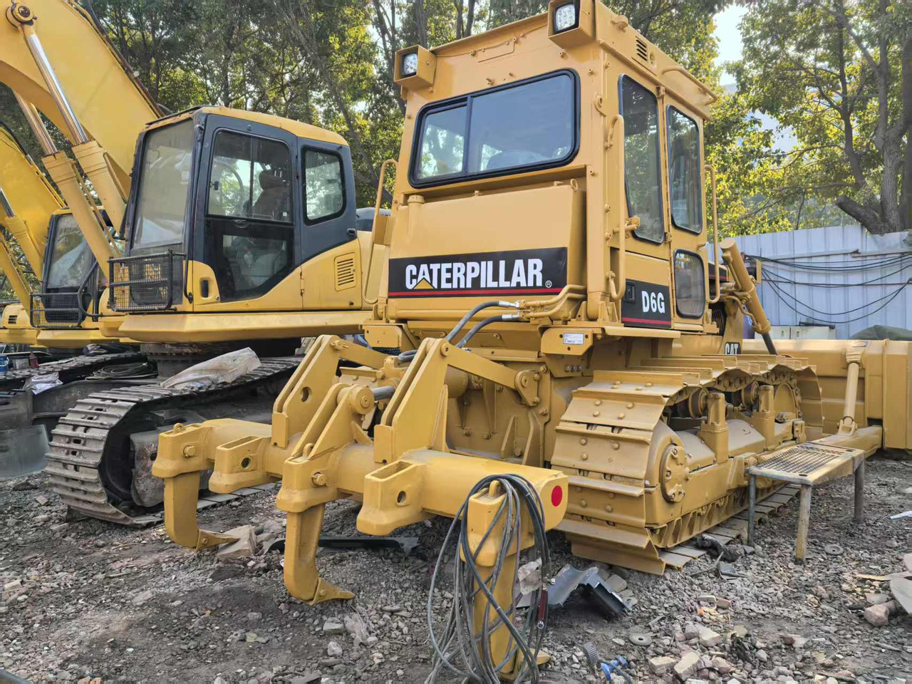 CATERPILLAR D6G - Μπουλντόζα: φωτογραφία 4 CATERPILLAR D6G - Μπουλντόζα: φωτογραφία 4