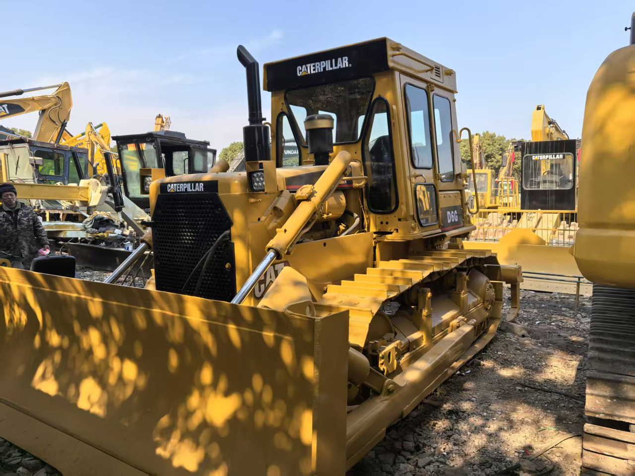 CATERPILLAR D6G - Μπουλντόζα: φωτογραφία 2 CATERPILLAR D6G - Μπουλντόζα: φωτογραφία 2