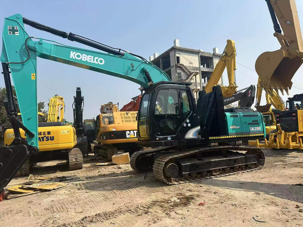 KOBELCO SK200-8 - Μίνι εκσκαφέας: φωτογραφία 2 KOBELCO SK200-8 - Μίνι εκσκαφέας: φωτογραφία 2