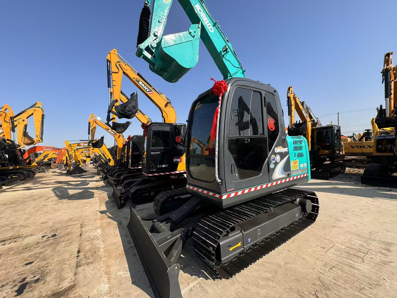 KOBELCO SK75 - Μίνι εκσκαφέας: φωτογραφία 3 KOBELCO SK75 - Μίνι εκσκαφέας: φωτογραφία 3