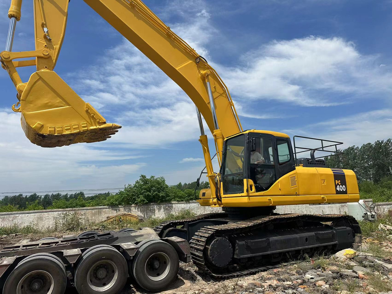 KOMATSU PC400-7 - Ερπυστριοφόρος εκσκαφέας: φωτογραφία 1 KOMATSU PC400-7 - Ερπυστριοφόρος εκσκαφέας: φωτογραφία 1