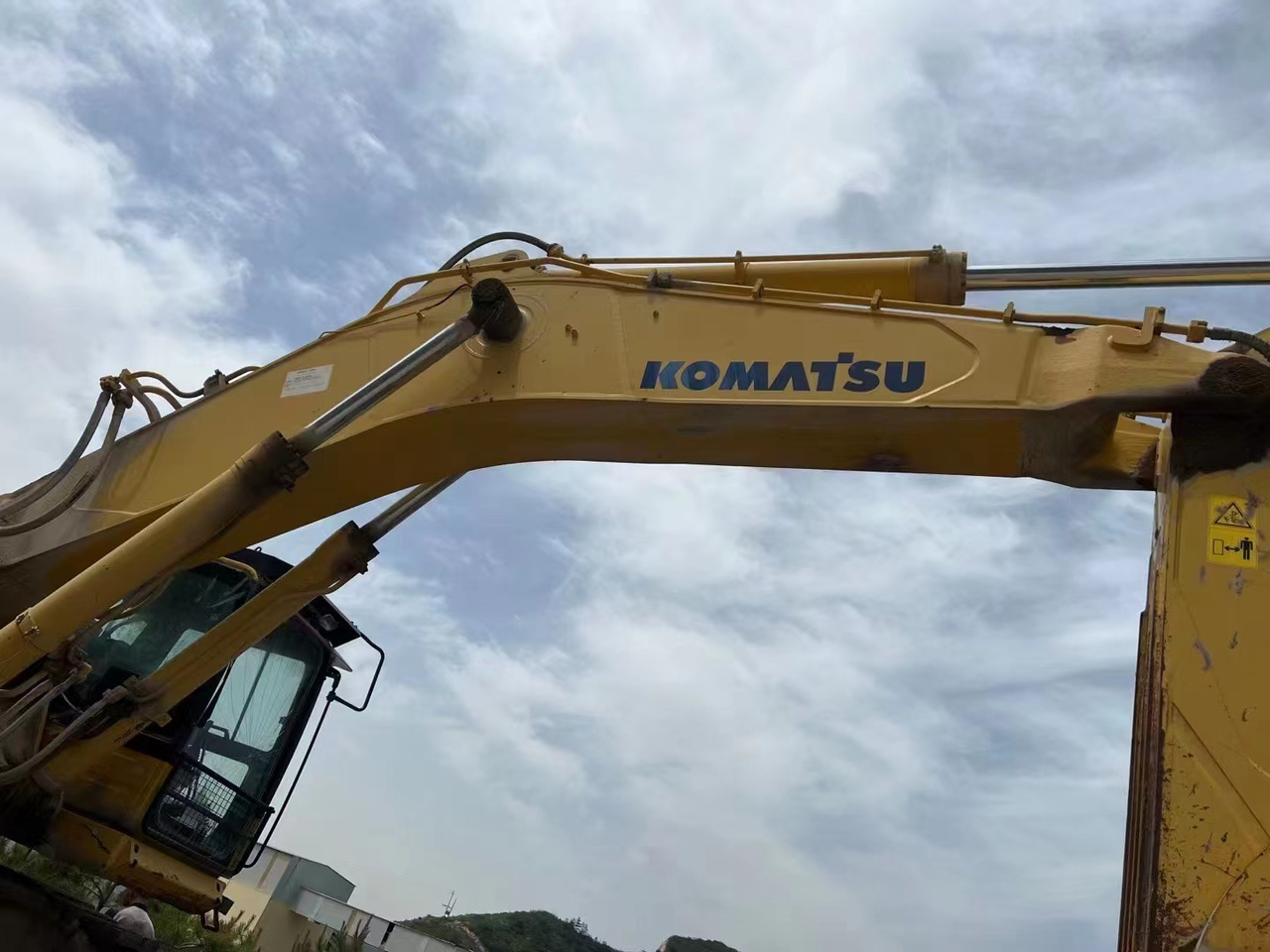 KOMATSU PC700 - Ερπυστριοφόρος εκσκαφέας: φωτογραφία 4 KOMATSU PC700 - Ερπυστριοφόρος εκσκαφέας: φωτογραφία 4