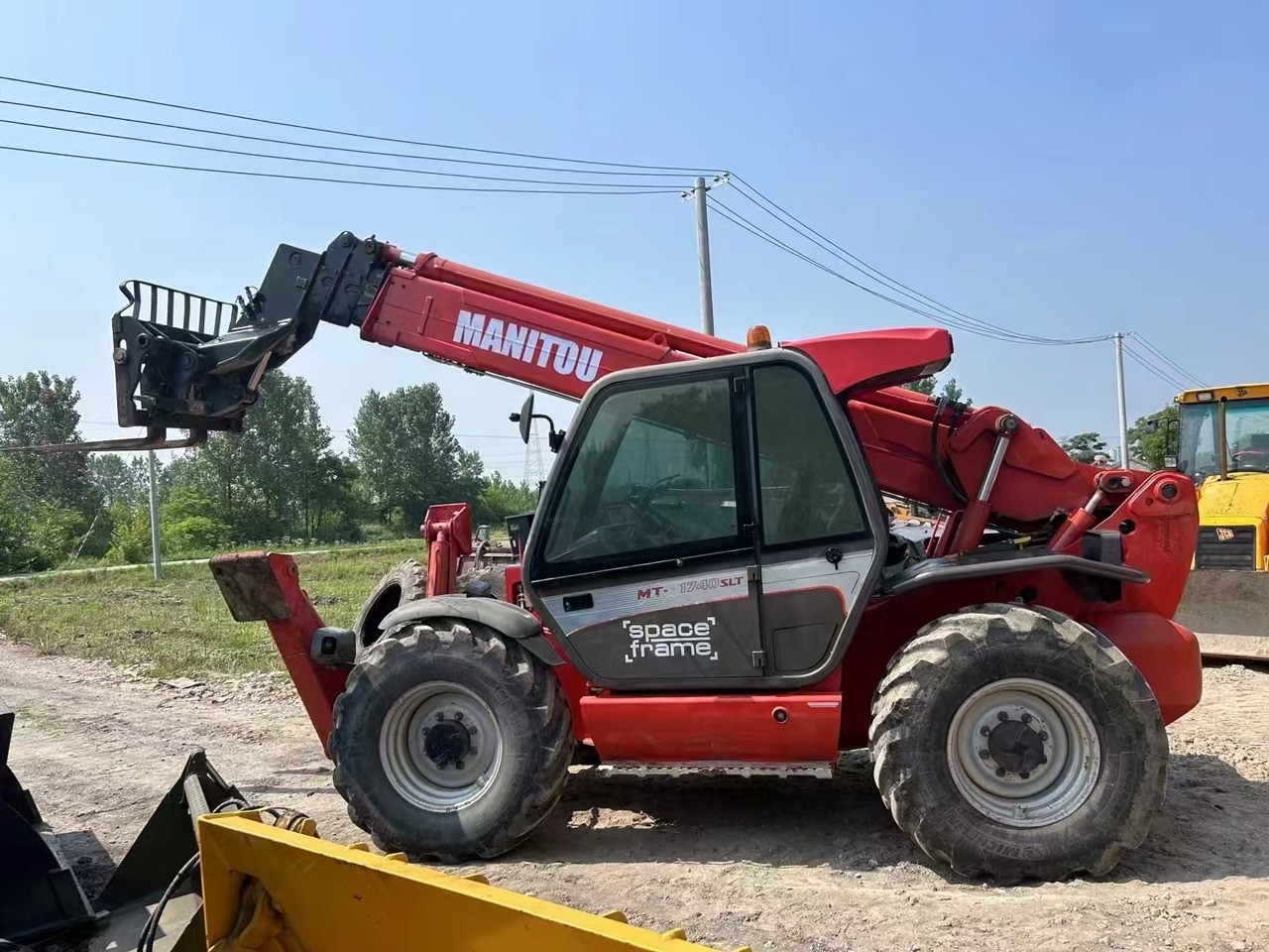 MANITOU MT1740SLT - Τηλεσκοπικός φορτωτής: φωτογραφία 4 MANITOU MT1740SLT - Τηλεσκοπικός φορτωτής: φωτογραφία 4