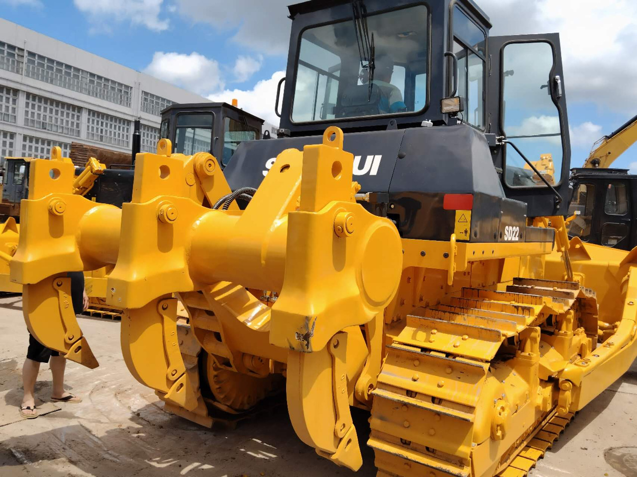 SHANTUI SD22 - Μπουλντόζα: φωτογραφία 4 SHANTUI SD22 - Μπουλντόζα: φωτογραφία 4