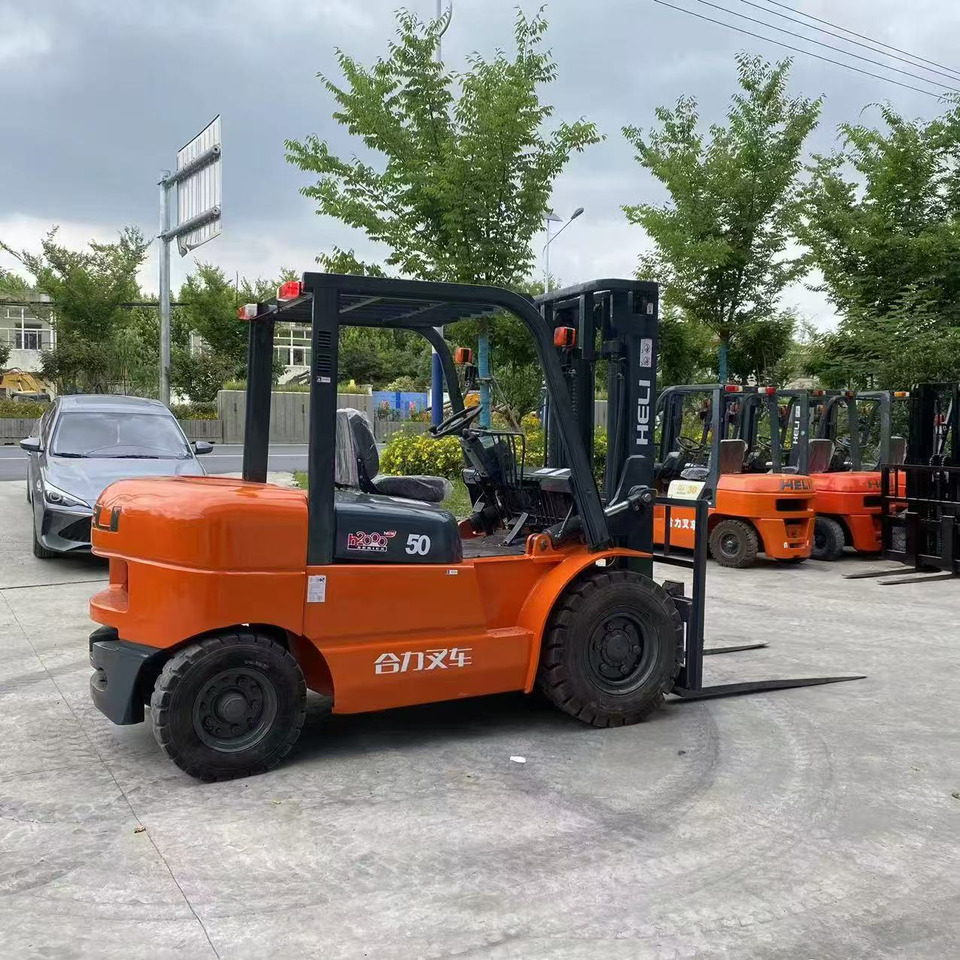 TOYOTA 50 - Πετρελαιοκίνητο περονοφόρο: φωτογραφία 1 TOYOTA 50 - Πετρελαιοκίνητο περονοφόρο: φωτογραφία 1