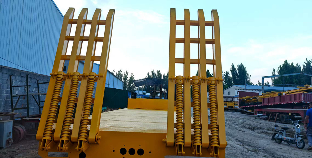 Trailer - Ρυμούλκα μεταφοράς εμπορευματοκιβωτίων/ Κινητό αμάξωμα: φωτογραφία 3 Trailer - Ρυμούλκα μεταφοράς εμπορευματοκιβωτίων/ Κινητό αμάξωμα: φωτογραφία 3