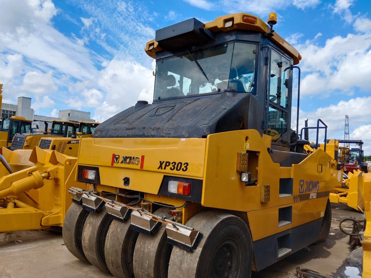 XCMG XP303 - Ασφαλτικός οδοστρωτήρας: φωτογραφία 1 XCMG XP303 - Ασφαλτικός οδοστρωτήρας: φωτογραφία 1