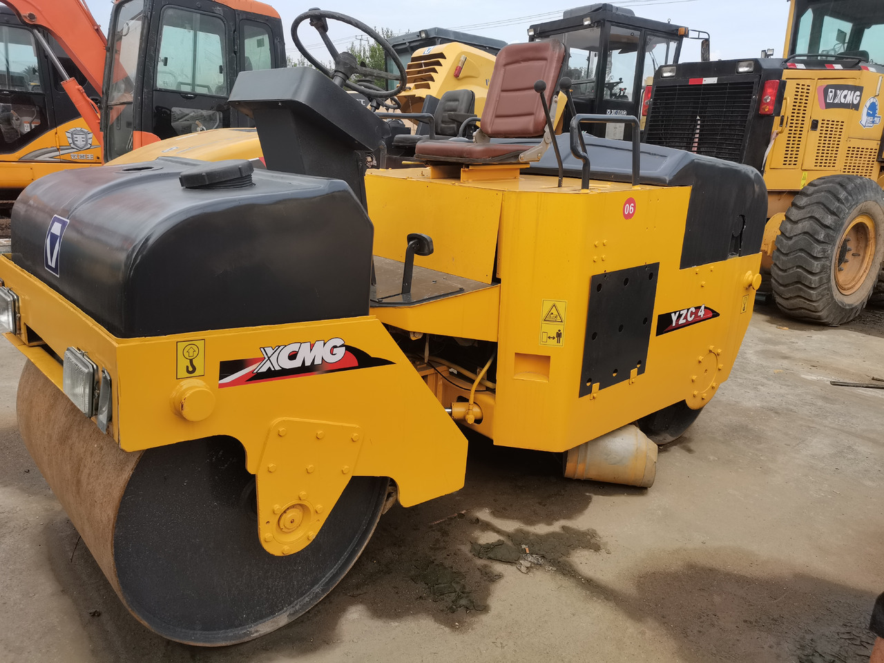 XCMG YZC4 - Ασφαλτικός οδοστρωτήρας: φωτογραφία 4 XCMG YZC4 - Ασφαλτικός οδοστρωτήρας: φωτογραφία 4