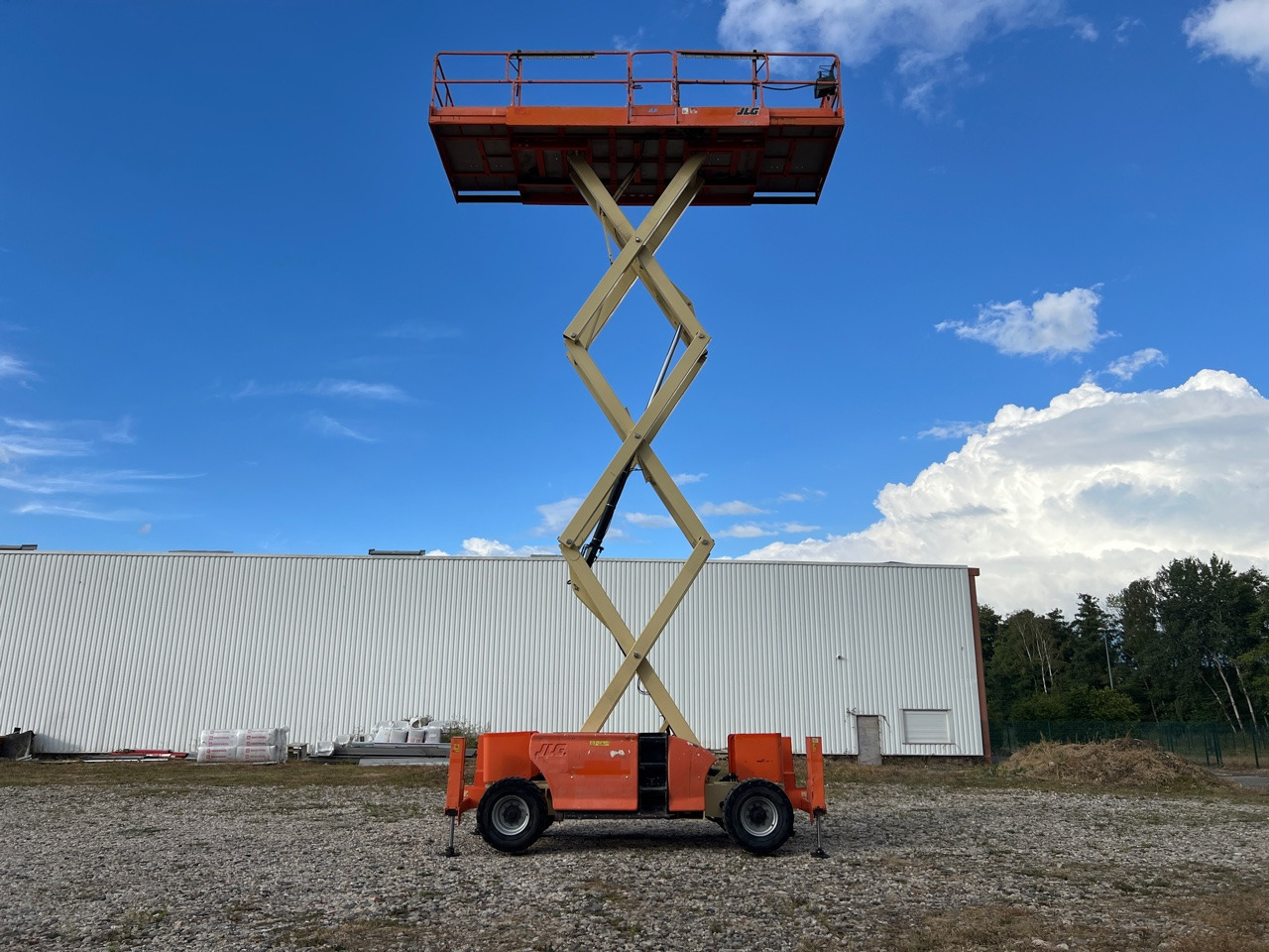 JLG 3394RT - Ψαλιδωτό ανυψωτικό: φωτογραφία 2 JLG 3394RT - Ψαλιδωτό ανυψωτικό: φωτογραφία 2