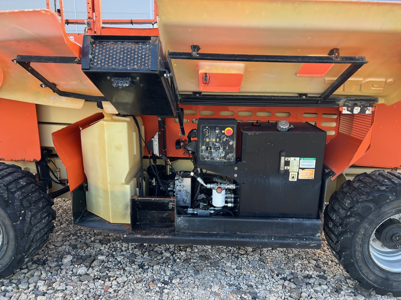 JLG 3394RT - Ψαλιδωτό ανυψωτικό: φωτογραφία 5 JLG 3394RT - Ψαλιδωτό ανυψωτικό: φωτογραφία 5