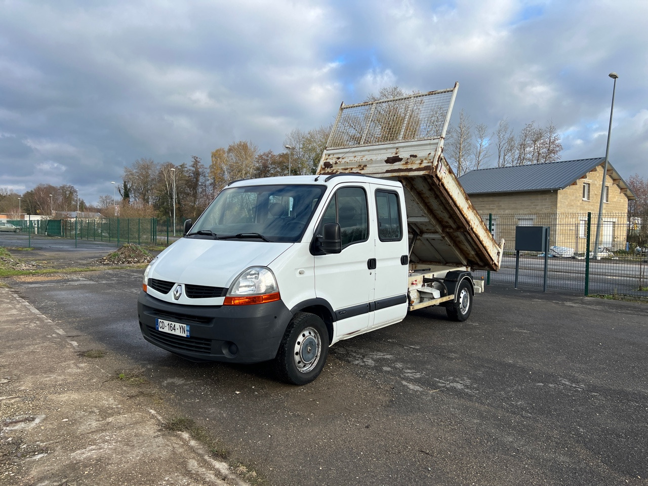 RENAULT Master Benne Double cabine DCi 120 7 Places - Όχημα με ανατρεπομενη καροτσα: φωτογραφία 1 RENAULT Master Benne Double cabine DCi 120 7 Places - Όχημα με ανατρεπομενη καροτσα: φωτογραφία 1