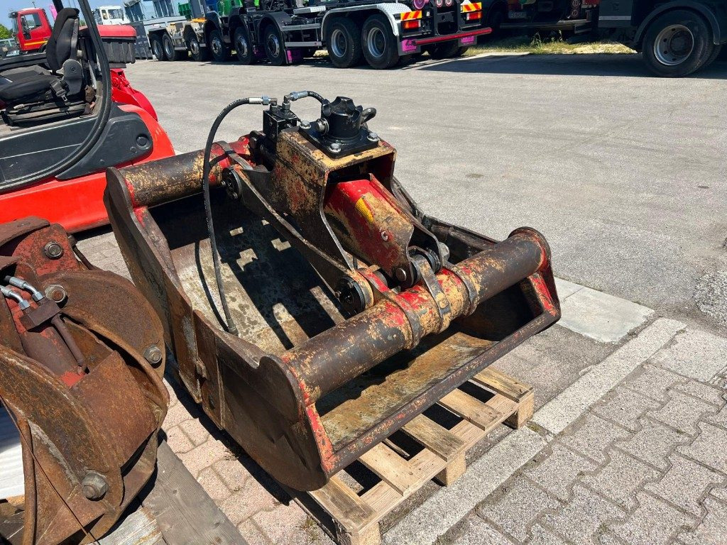 BENNA USATA - Κάδος τύπου αχιβάδας: φωτογραφία 1 BENNA USATA - Κάδος τύπου αχιβάδας: φωτογραφία 1