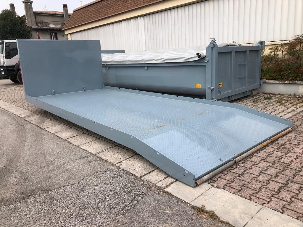 CONTAINER A PIANALE NUOVO SENZA SPONDE - Κοντέινερ τύπου γάντζου: φωτογραφία 1 CONTAINER A PIANALE NUOVO SENZA SPONDE - Κοντέινερ τύπου γάντζου: φωτογραφία 1