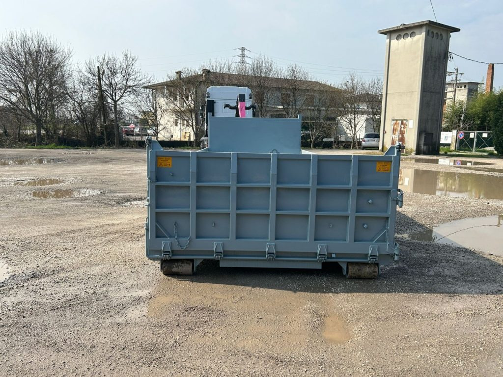 CONTAINER NUOVO A PIANALE CON SPONDE IN TR5 - Κοντέινερ τύπου γάντζου: φωτογραφία 5 CONTAINER NUOVO A PIANALE CON SPONDE IN TR5 - Κοντέινερ τύπου γάντζου: φωτογραφία 5