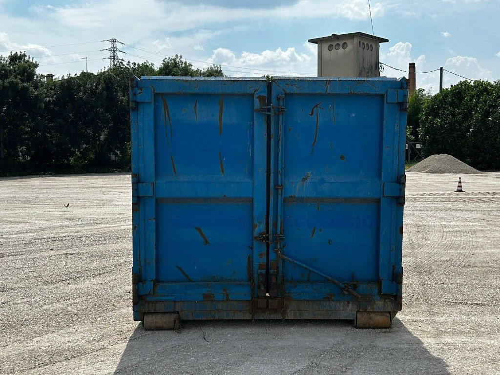 CONTAINER SCARRABILE USATO A CIELO APERTO CON GRU - Κοντέινερ τύπου γάντζου: φωτογραφία 4 CONTAINER SCARRABILE USATO A CIELO APERTO CON GRU - Κοντέινερ τύπου γάντζου: φωτογραφία 4