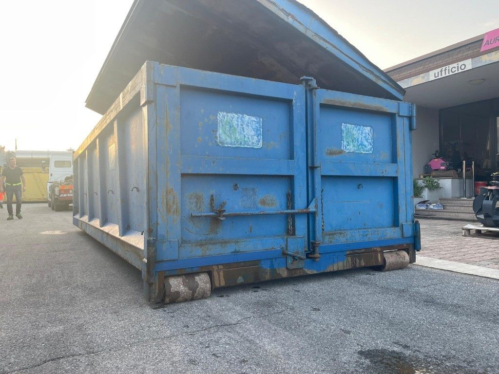 CONTAINER SCARRABILE USATO CON COPERCHIO - Κοντέινερ τύπου γάντζου: φωτογραφία 2 CONTAINER SCARRABILE USATO CON COPERCHIO - Κοντέινερ τύπου γάντζου: φωτογραφία 2