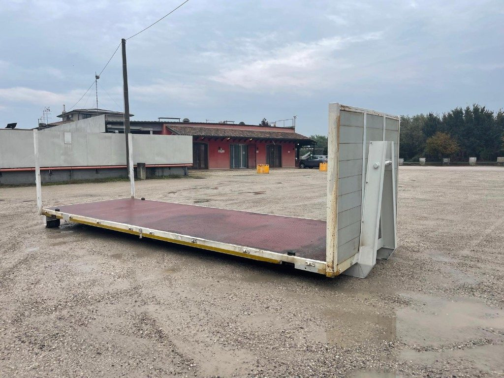 CONTAINER USATO A PIANALE SENZA SPONDE - Κοντέινερ τύπου γάντζου: φωτογραφία 4 CONTAINER USATO A PIANALE SENZA SPONDE - Κοντέινερ τύπου γάντζου: φωτογραφία 4