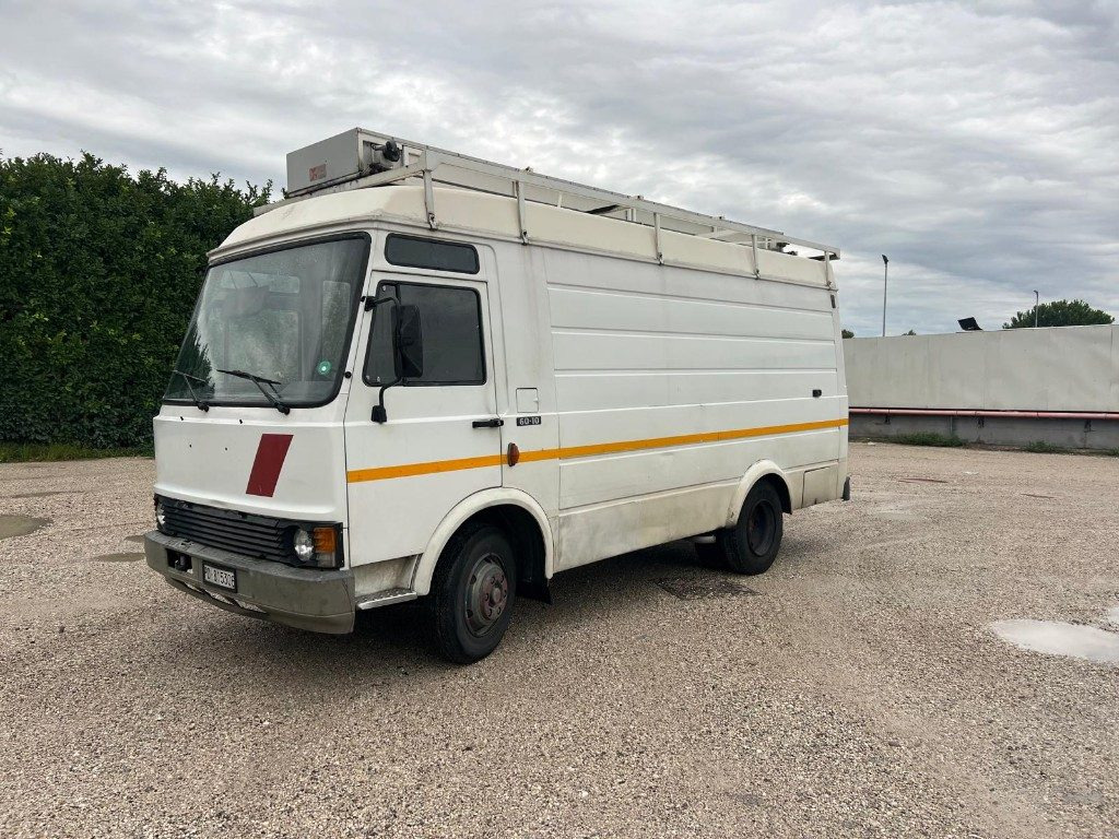 FIAT 60 10 - Βαν: φωτογραφία 1 FIAT 60 10 - Βαν: φωτογραφία 1