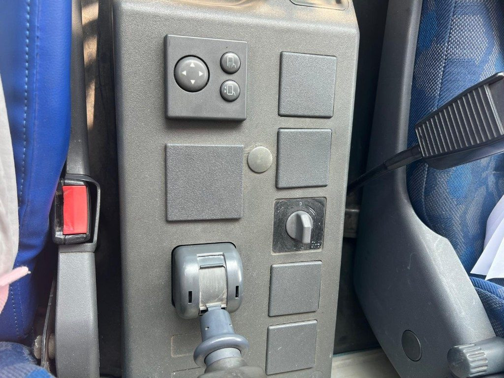 Μίσθωση IVECO EUROCARGO 140E25 SCARRABILE IVECO EUROCARGO 140E25 SCARRABILE: φωτογραφία 12