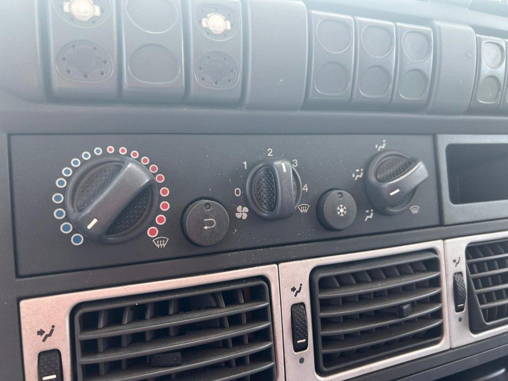 Μίσθωση IVECO EUROCARGO 140E25 SCARRABILE IVECO EUROCARGO 140E25 SCARRABILE: φωτογραφία 10