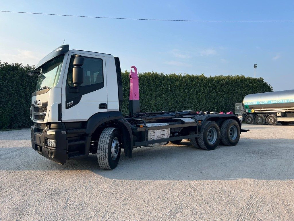 IVECO STRALIS 460 X-WAY USATO SCARRABILE 6X4 - Φορτηγό φόρτωσης γάντζου: φωτογραφία 2 IVECO STRALIS 460 X-WAY USATO SCARRABILE 6X4 - Φορτηγό φόρτωσης γάντζου: φωτογραφία 2