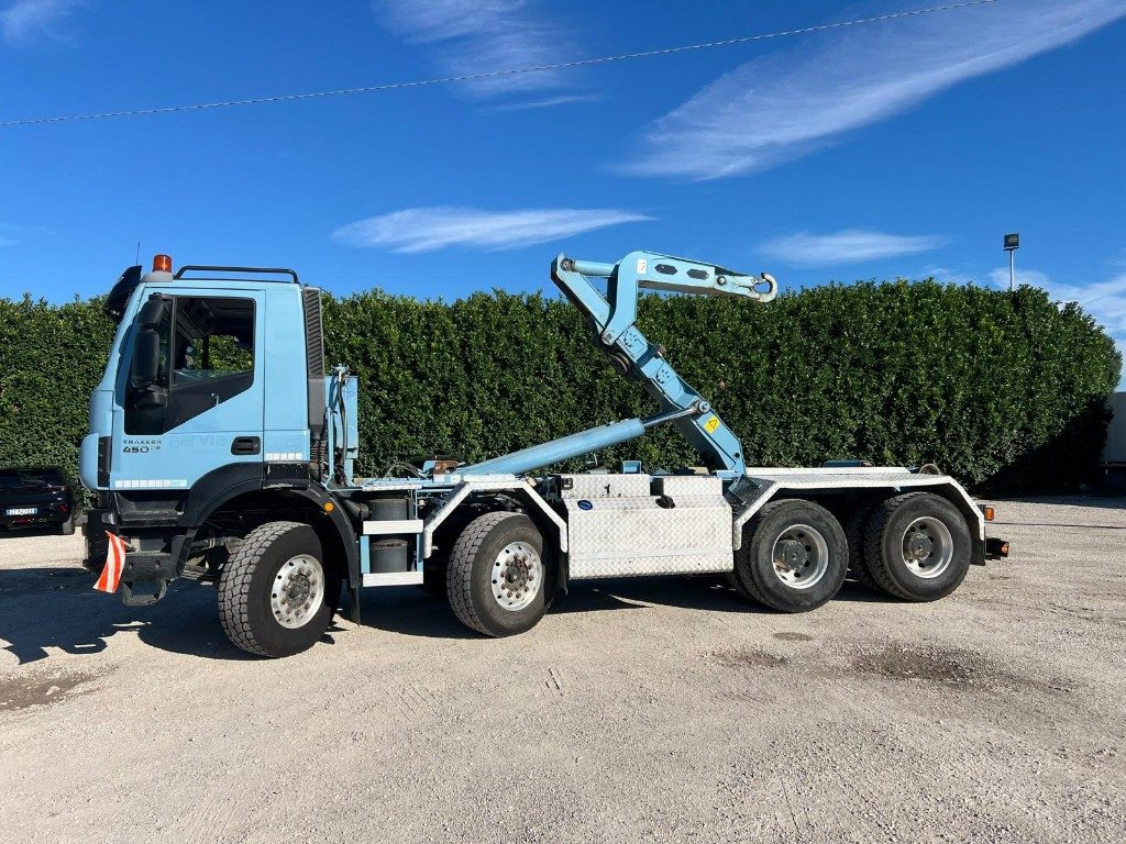 IVECO TRAKKER 450 SCARRABILE - Φορτηγό φόρτωσης γάντζου: φωτογραφία 3 IVECO TRAKKER 450 SCARRABILE - Φορτηγό φόρτωσης γάντζου: φωτογραφία 3