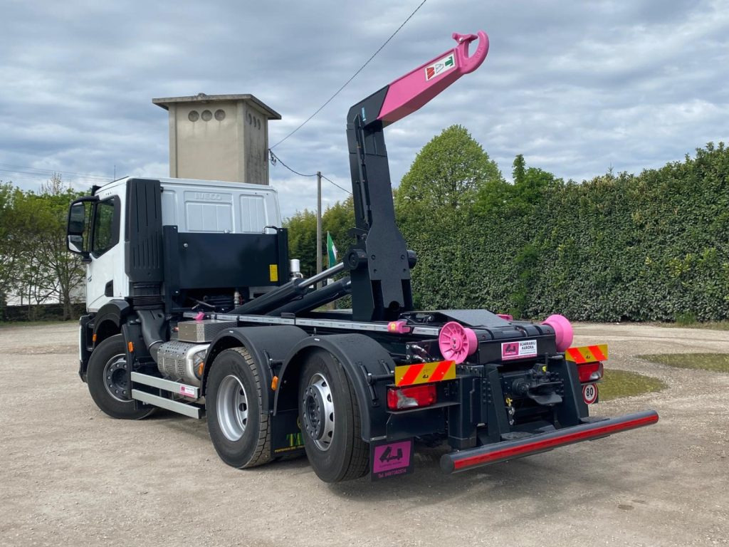 IVECO X-WAY AD280X48Y NUOVO SCARRABILE PASSO 3120 - Φορτηγό φόρτωσης γάντζου: φωτογραφία 4 IVECO X-WAY AD280X48Y NUOVO SCARRABILE PASSO 3120 - Φορτηγό φόρτωσης γάντζου: φωτογραφία 4