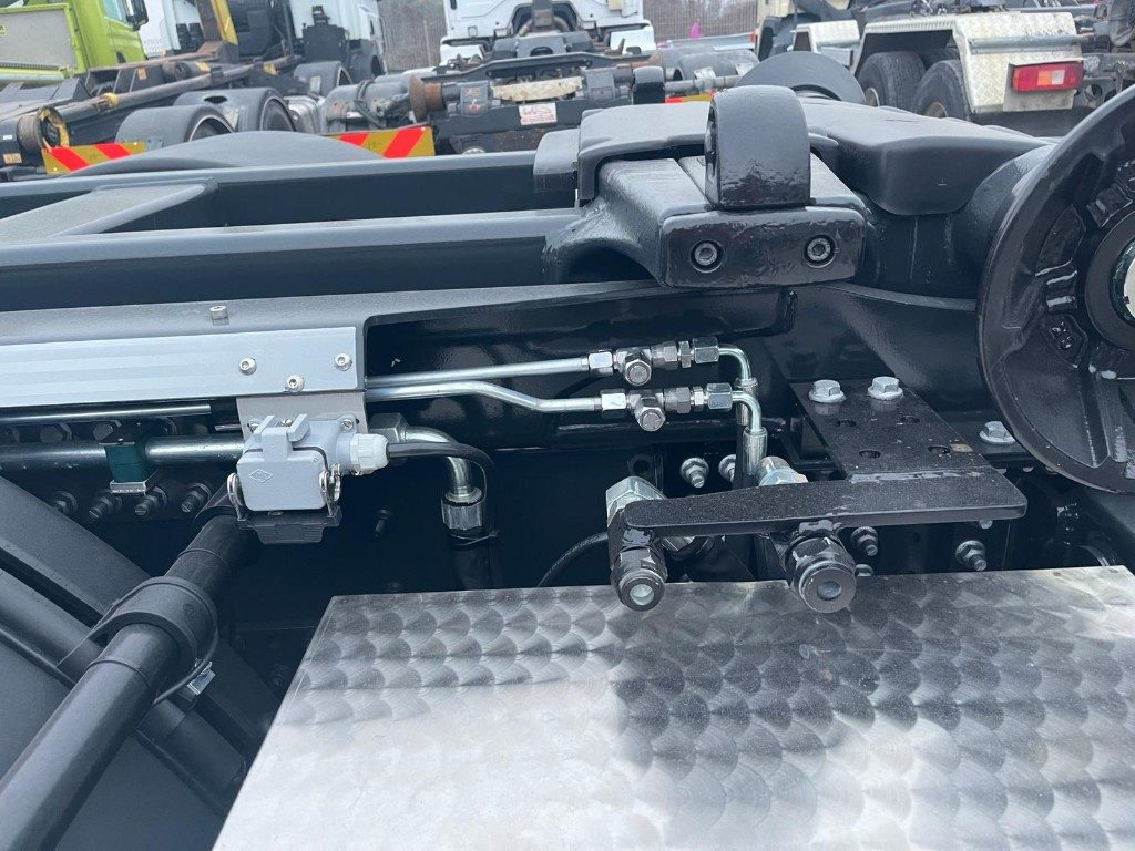 IVECO X-WAY AD350X480YPS SCARRABILE NUOVO - Φορτηγό φόρτωσης γάντζου: φωτογραφία 5 IVECO X-WAY AD350X480YPS SCARRABILE NUOVO - Φορτηγό φόρτωσης γάντζου: φωτογραφία 5