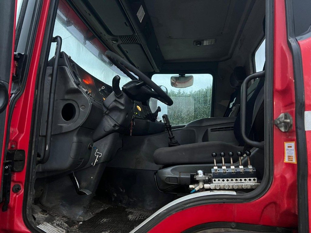 SCANIA CV P114 SCARRABILE 6X2 - Φορτηγό φόρτωσης γάντζου: φωτογραφία 5 SCANIA CV P114 SCARRABILE 6X2 - Φορτηγό φόρτωσης γάντζου: φωτογραφία 5