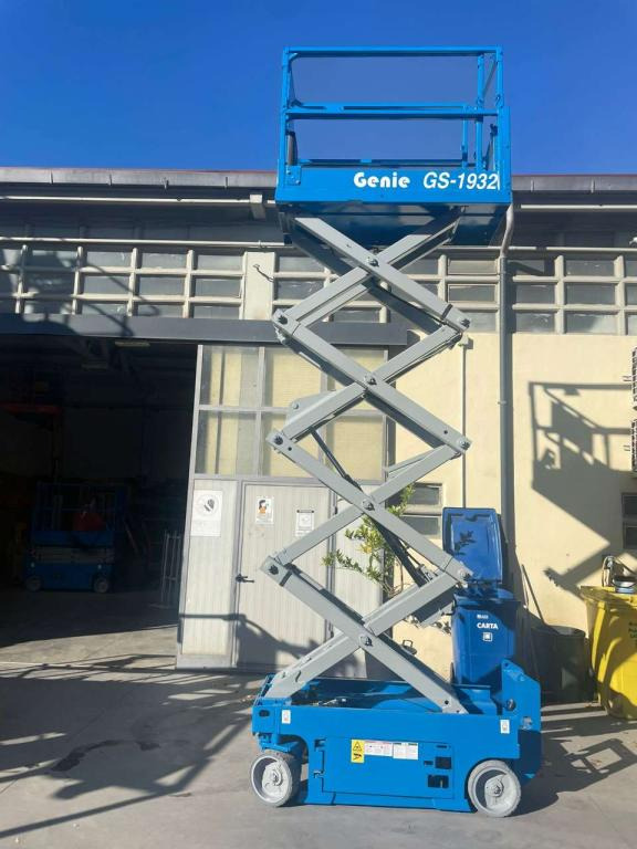 Ψαλιδωτό ανυψωτικό Genie GS-1932: φωτογραφία 13