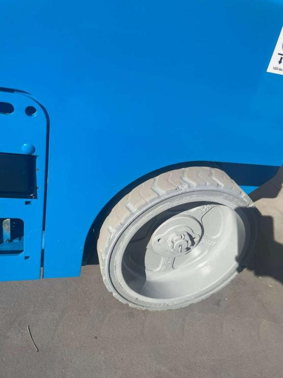 Ψαλιδωτό ανυψωτικό Genie GS-1932: φωτογραφία 7