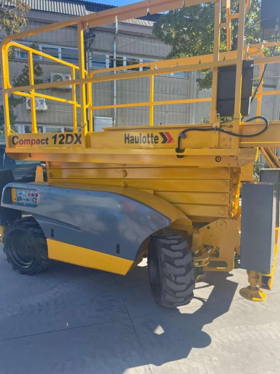 Haulotte COMPACT 12DX - Ψαλιδωτό ανυψωτικό: φωτογραφία 3 Haulotte COMPACT 12DX - Ψαλιδωτό ανυψωτικό: φωτογραφία 3
