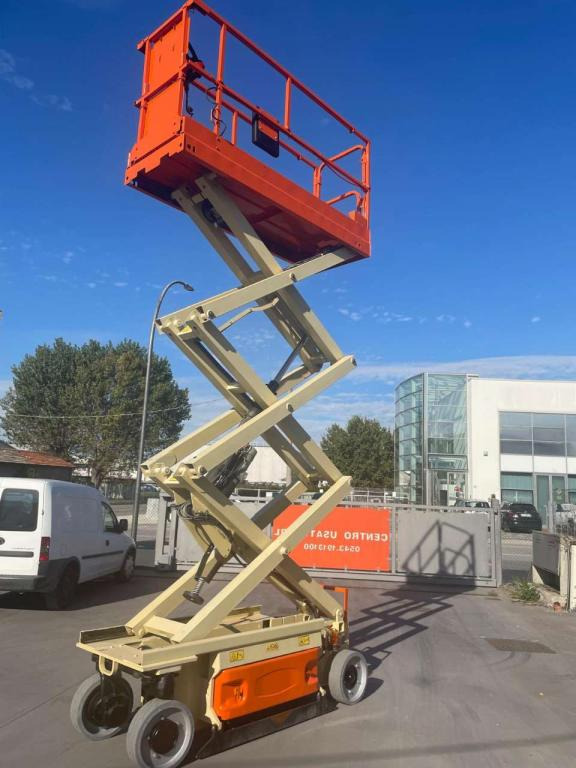 JLG 2032ES - Ψαλιδωτό ανυψωτικό: φωτογραφία 1 JLG 2032ES - Ψαλιδωτό ανυψωτικό: φωτογραφία 1