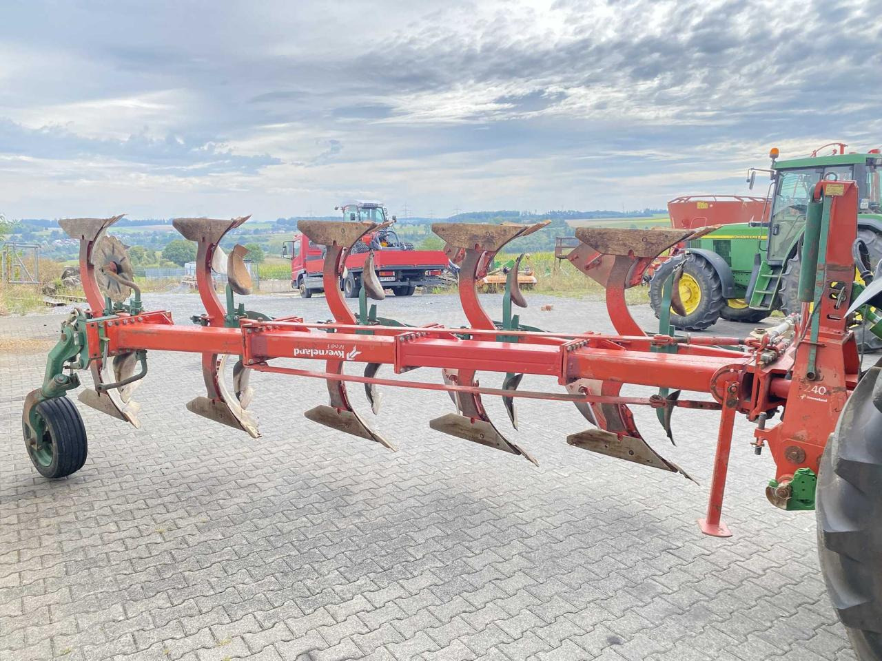 Kverneland F 240 - 9 - Άροτρο: φωτογραφία 2 Kverneland F 240 - 9 - Άροτρο: φωτογραφία 2
